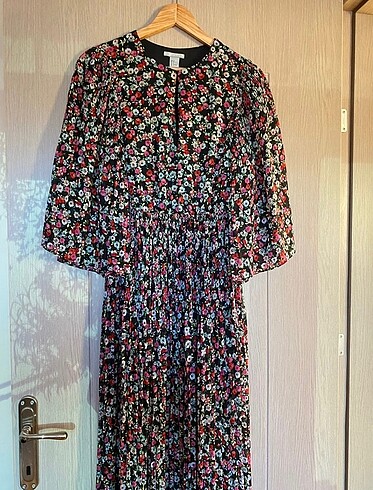 H&M Midi Elbise