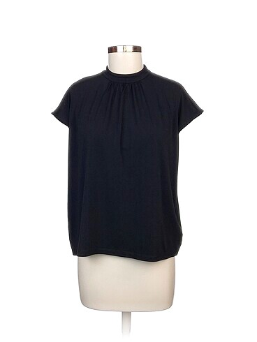 H&M Bluz %70 İndirimli.