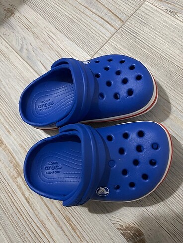 Crocs terlik