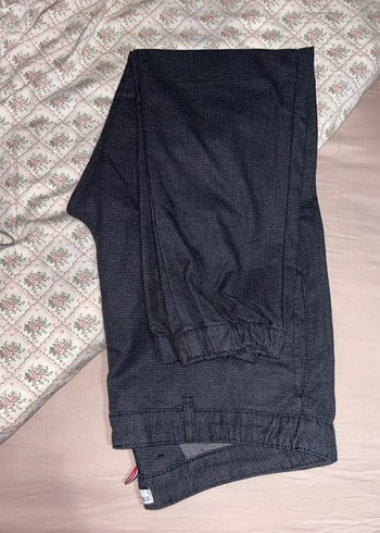 Erkek Siyah Bol Kesim Kemerli Denim Pantolon - Görsel 8