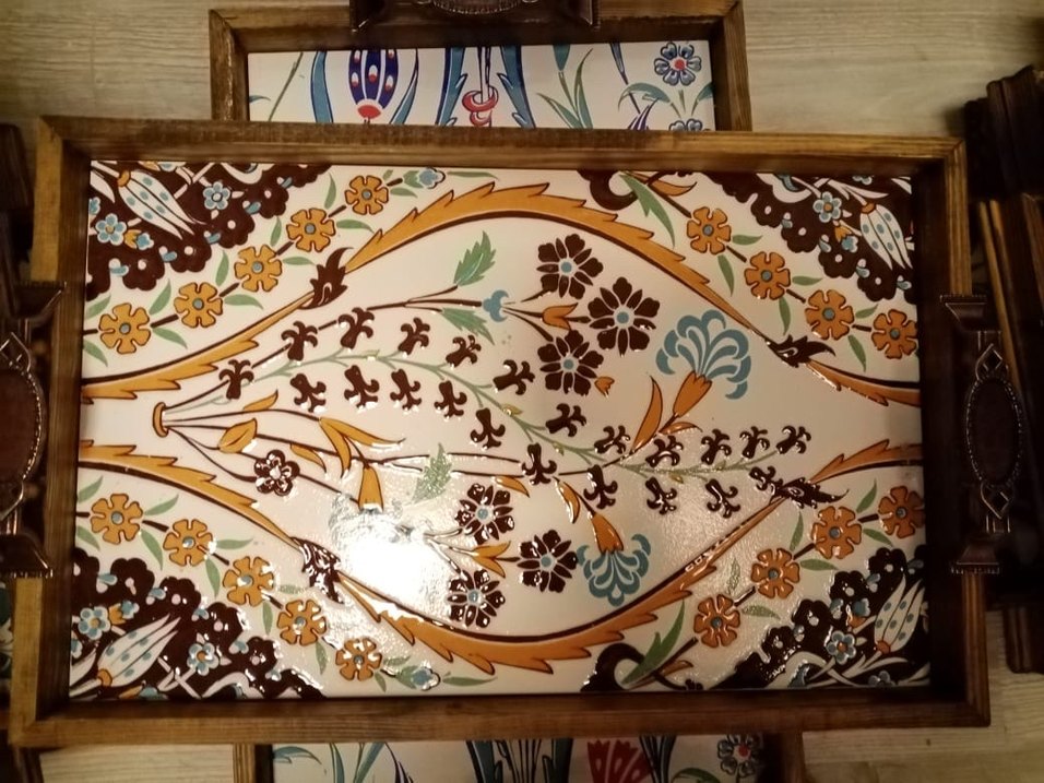 El Boyaması Çiçek Desenli Ahşap Tepsi - Görsel 4