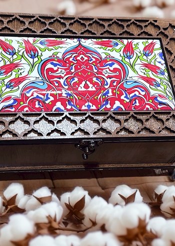 Ahşap İşlemeli Çini Kapaklı Kutu - Görsel 2