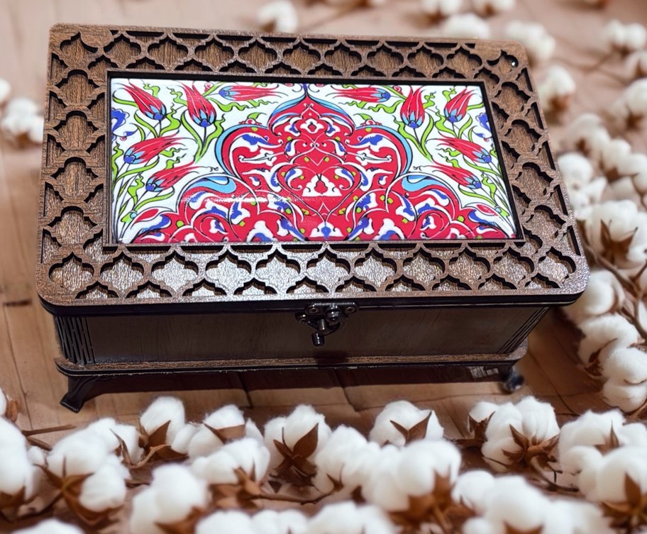 Ahşap İşlemeli Çini Kapaklı Kutu - Görsel 2