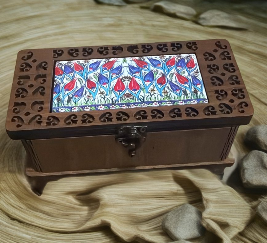 Ahşap İşlemeli Çini Kapaklı Kutu - Görsel 3