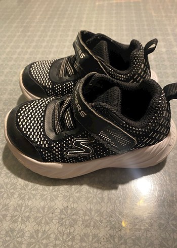 Skechers 22
