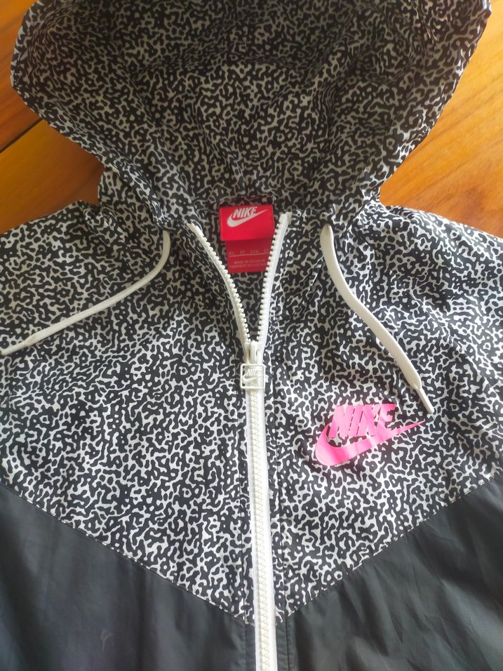 orjinal Nike bayan eşofman üstü sıfırından farksız - Görsel 3