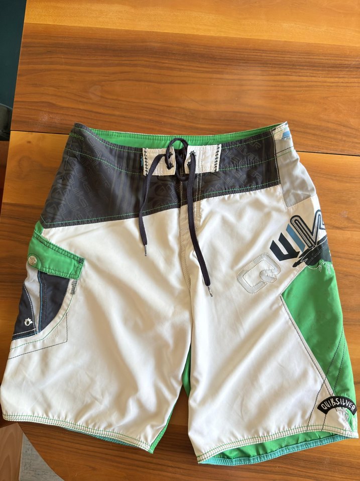 Erkek Parlak Yeşil Quiksilver Mini Şort - Görsel 3