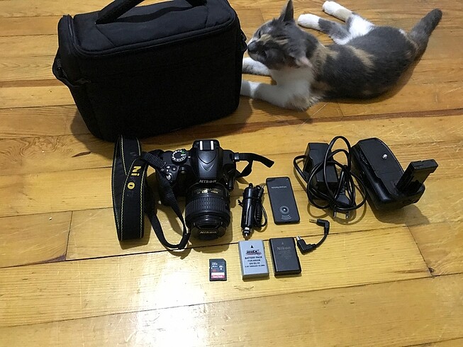 NiKON D3200 ACiL SATILIK