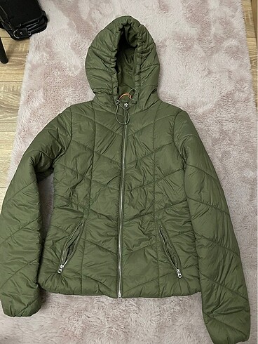 Bershka mont