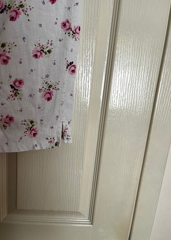 Diğer Çiçek Desenli Beyaz Kadın Pijama Takımı