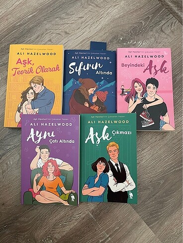 Ali Hazelwood 5 Kitabı
