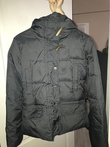 Levis Levis mont