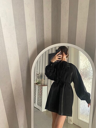 Siyah elbise