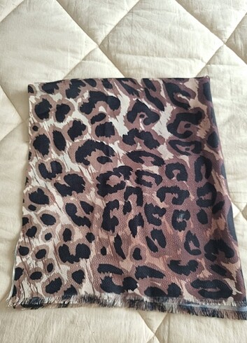 Şal leopar desen