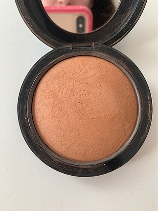 Mac give me sun bronzer