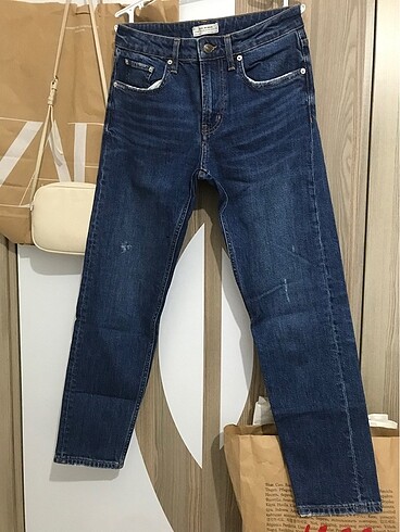 Zara Jean