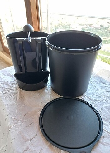 Tupperware kahve istasyonu 