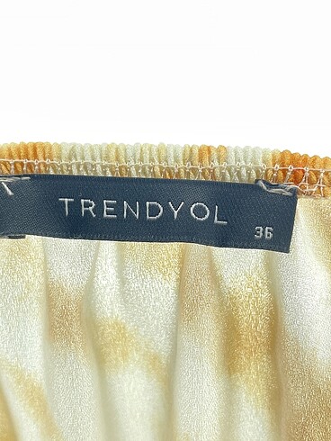 36 Beden çeşitli Renk Trendyol & Milla Askılı %70 İndirimli.