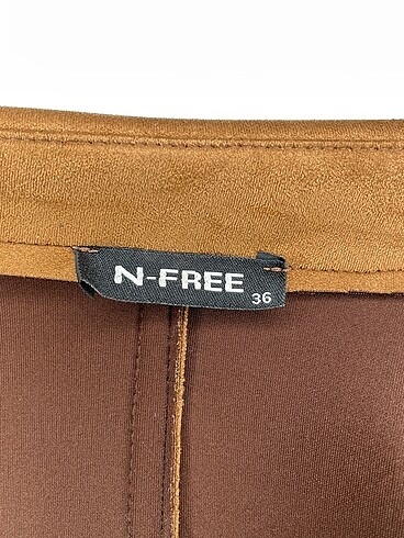 36 Beden çeşitli Renk PreLoved Trenchcoat %70 İndirimli.