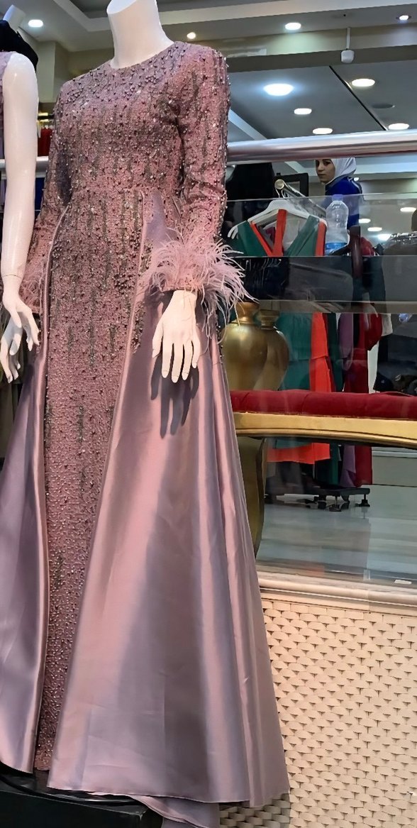 Uzun Kollu Mor İşlemeli Abiye Elbise - Görsel 2