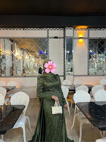 Yeşil taşlı abiye