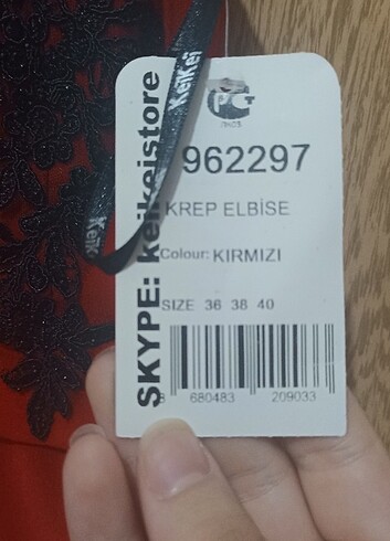 36 Beden kırmızı krep elbise