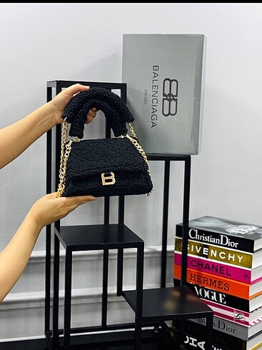 Balenciaga Balensiega