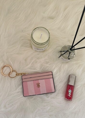 Victoria's Secret pembe kartlık