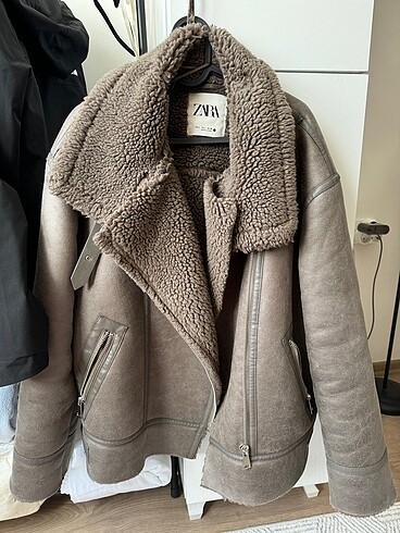 Zara mont