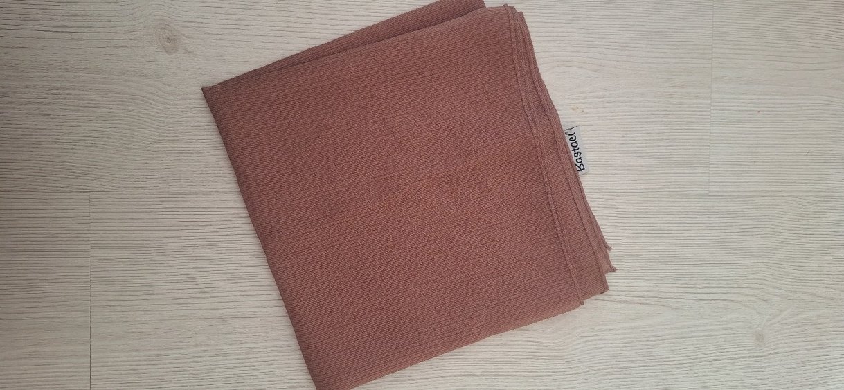 Kadın Pilili Parlak Kahverengi eşarp - Görsel 2