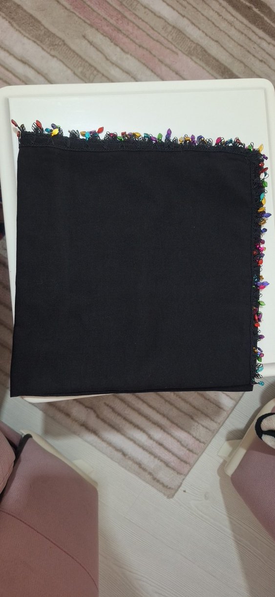 Boncuklu siyah iğne oyası - Görsel 4