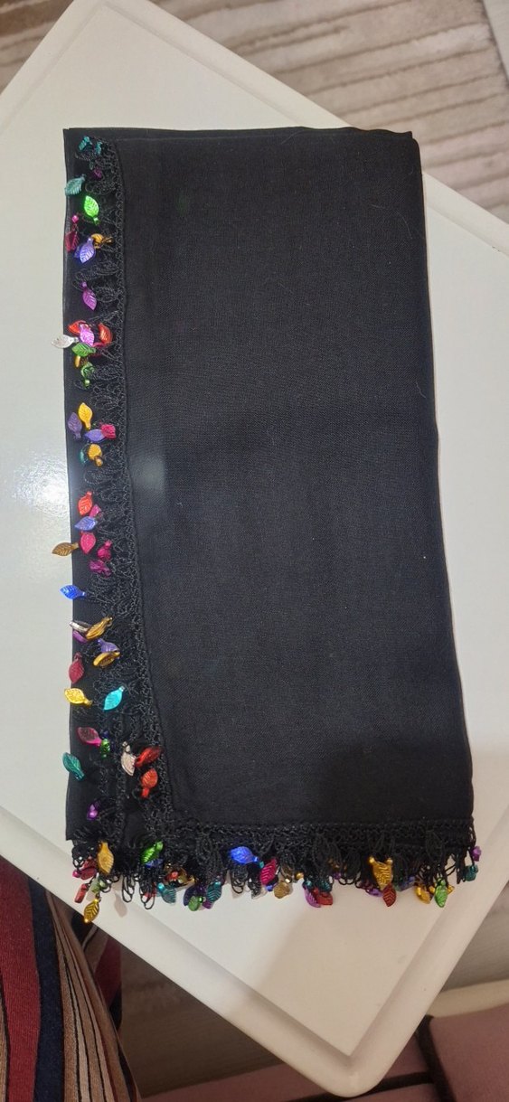 Boncuklu siyah iğne oyası - Görsel 2