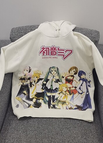 Anime baskılı sweatshirt S beden