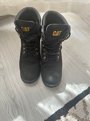 38 Beden CAT SİYAH BOT