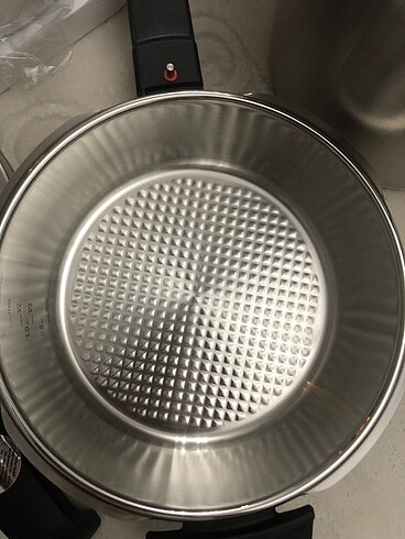 Fissler düdüklü tencere