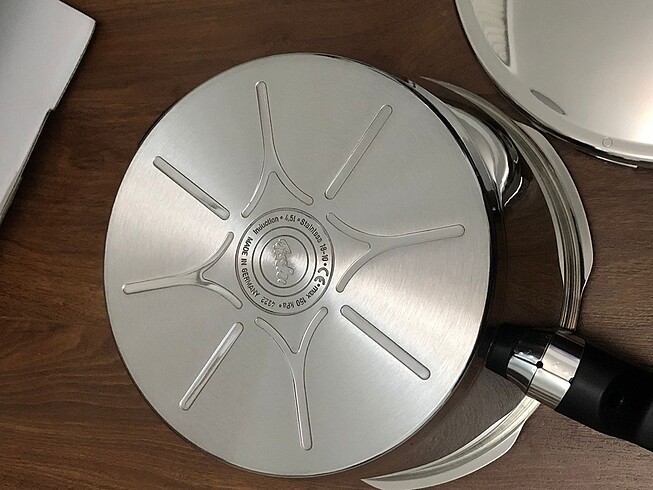  Beden yeşil Renk Fissler düdüklü tencere