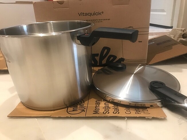 Fissler Fissler düdüklü tencere 8+4