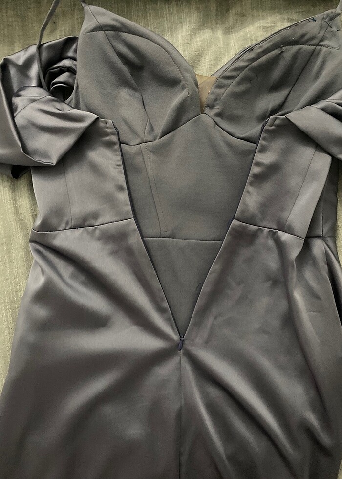 Leylak rengi Saten abiye elbise - Görsel 5