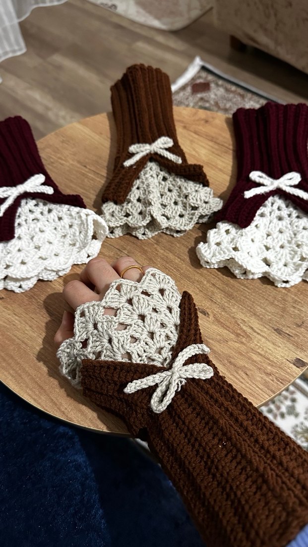 Dantel Detaylı Örgü Bohem Kadın Eldiveni - Görsel 4