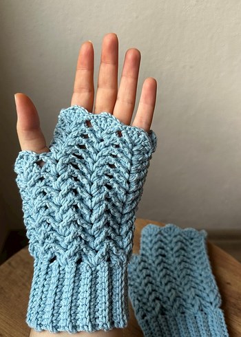 Mavi Örgü Kadın Eldiveni - Görsel 3