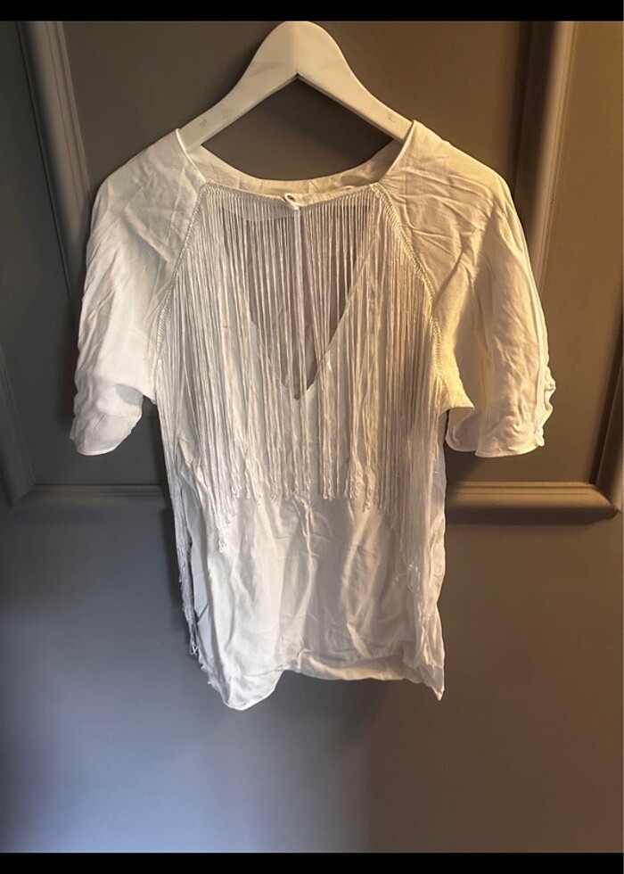 Twist arkasi püsküllü bluz - Görsel 2