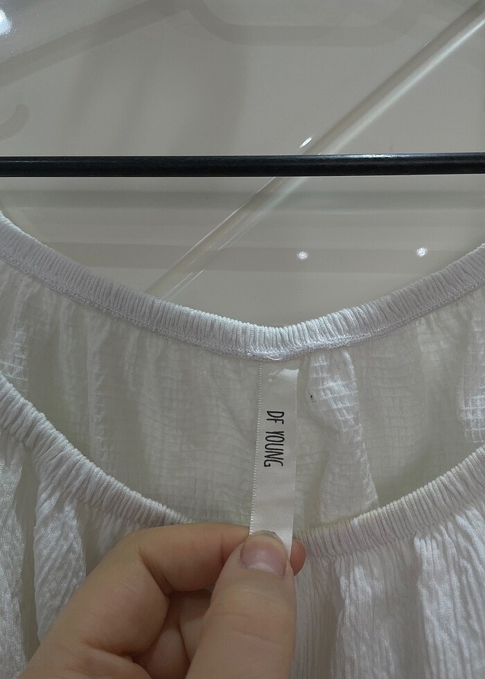 Beyaz Crop Üst - Görsel 3