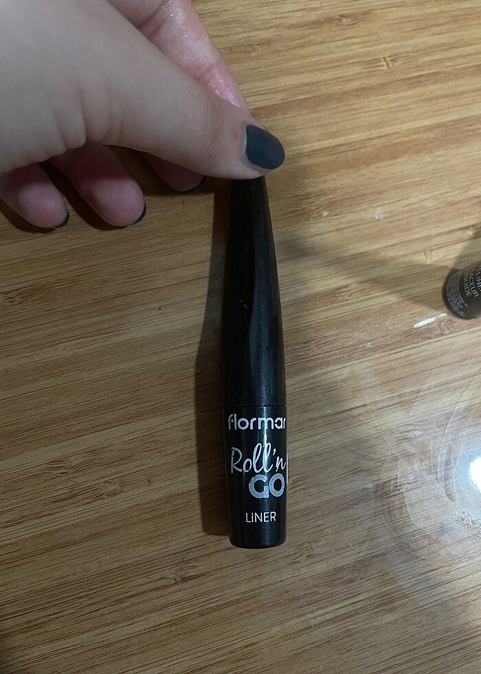 Flormar roll and go eyeliner - Görsel 3