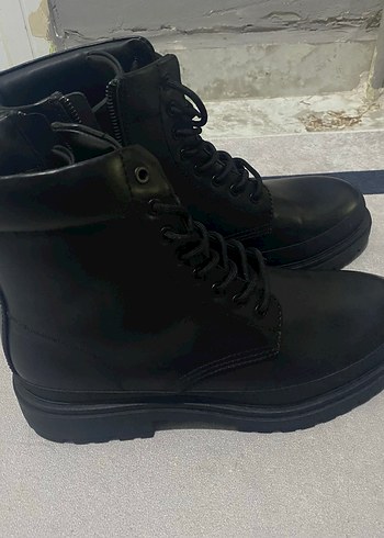 Siyah Bağcıklı Zara erkek bot - Görsel 5