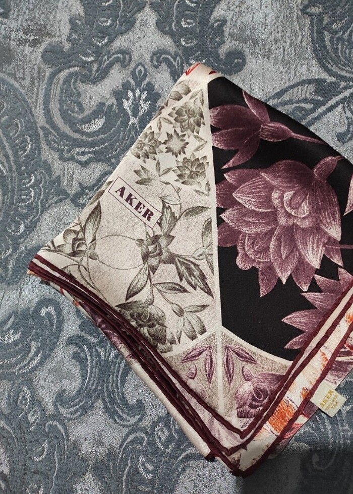 AKER İPEK EŞARP  - Görsel 3