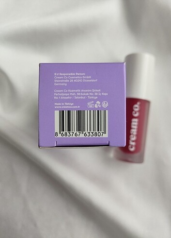  Beden Cream Co Glow Tint 501 Deep Red