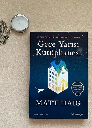 Gece yarısı kütüphanesi 