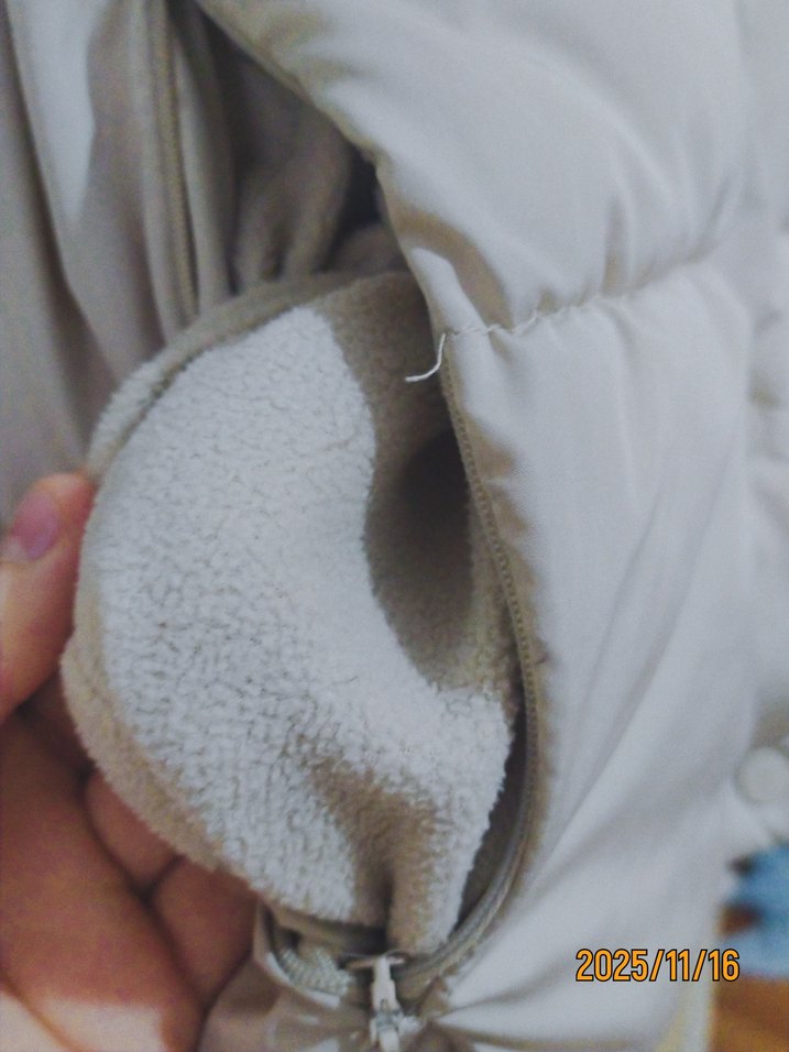 Bej Kadın Düğmeli Kışlık Mont - Görsel 5