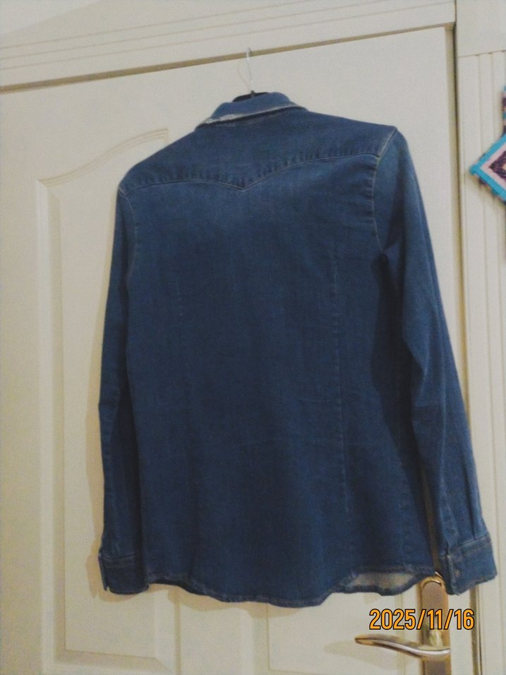 Düğmeli Mavi Kadın Denim Ceket - Görsel 3