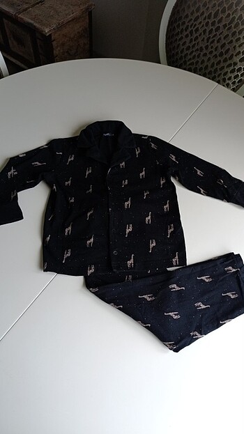 Pijama 4 yas